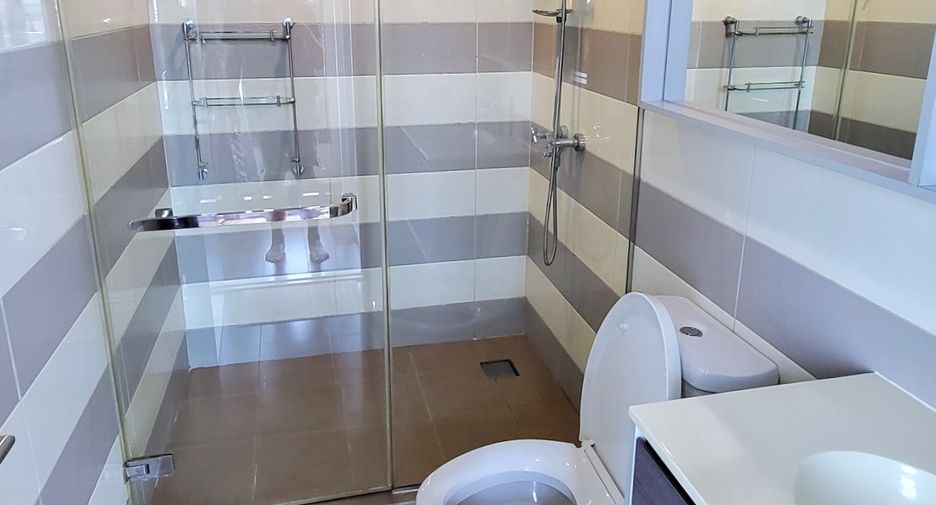 Condo en alquiler de 1 habitaciones en Watthana, Bangkok