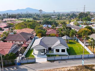 Продажа 3 спальни дом в Банг Сарай, Паттайя