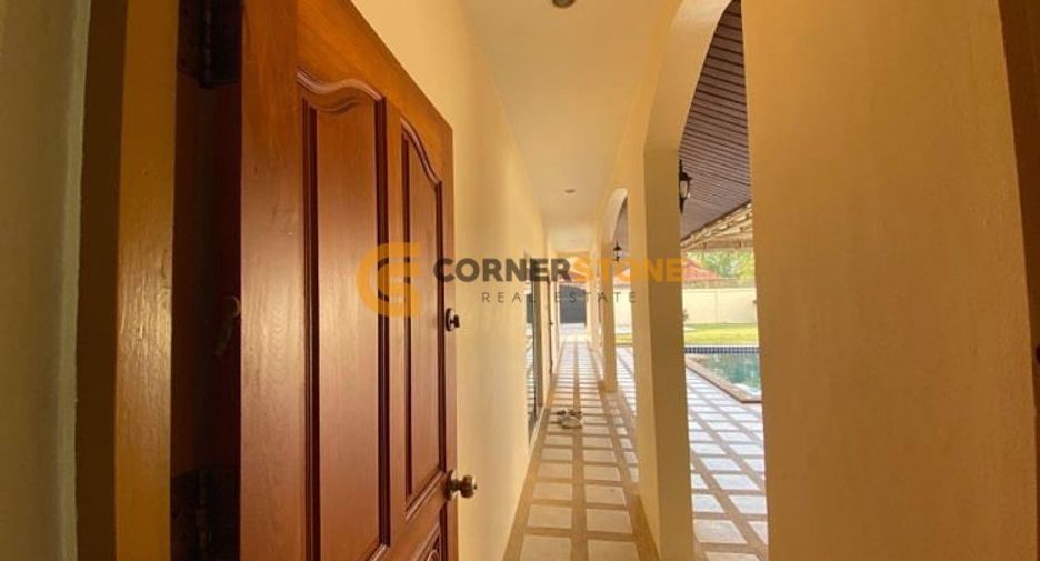 For rent 4 bedrooms house in Bang Lamung, Chonburi