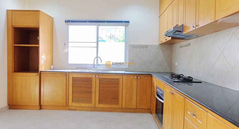For rent 4 bedrooms house in Bang Lamung, Chonburi