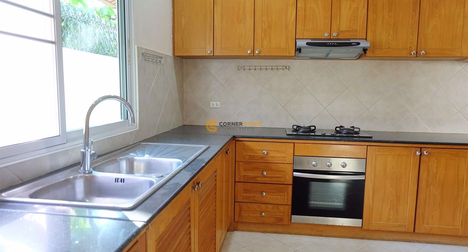 For rent 4 bedrooms house in Bang Lamung, Chonburi