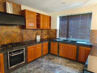 Haus zum Kauf und zur Miete mit 4 Zimmer in Doi Saket, Chiang Mai
