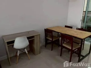 Casa adosada en alquiler de 3 habitaciones en San Sai, Chiang Mai