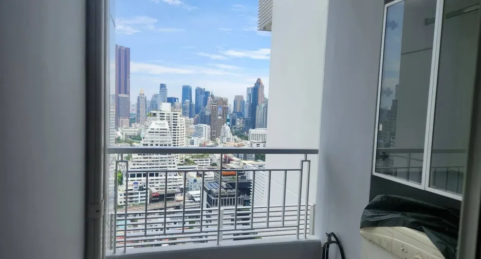 For rent 1 bed condo in Sathon, Bangkok