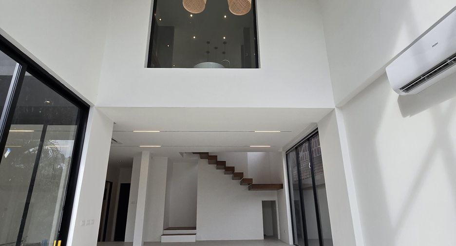 For sale and for rent 3 bedrooms villa in Thalang, Phuket