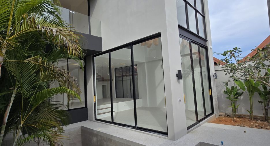 For sale and for rent 3 bedrooms villa in Thalang, Phuket
