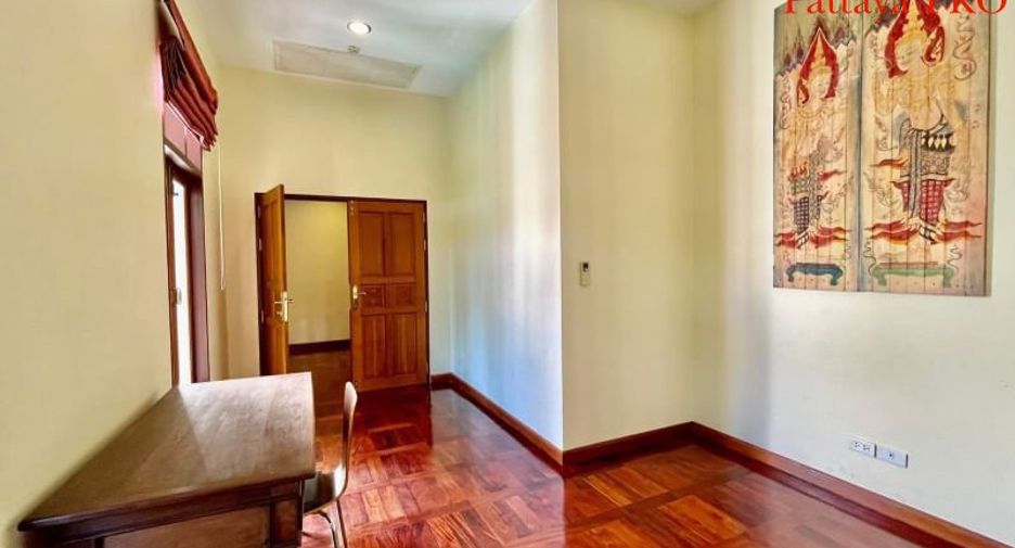 Casa en venta de 4 habitaciones en Na Jomtien, Pattaya