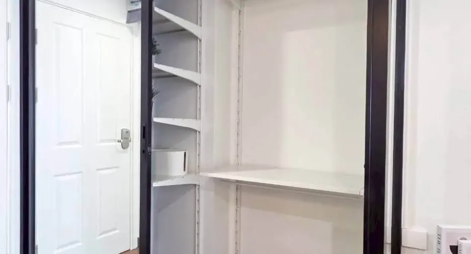 For sale 1 bed condo in Phra Khanong, Bangkok
