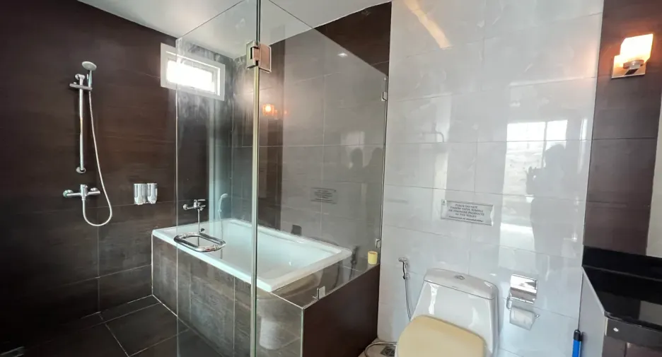 For rent 2 bedrooms house in Bang Lamung, Chonburi