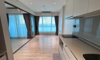 À vendre 1 chambre condo à Thon Buri, Bangkok