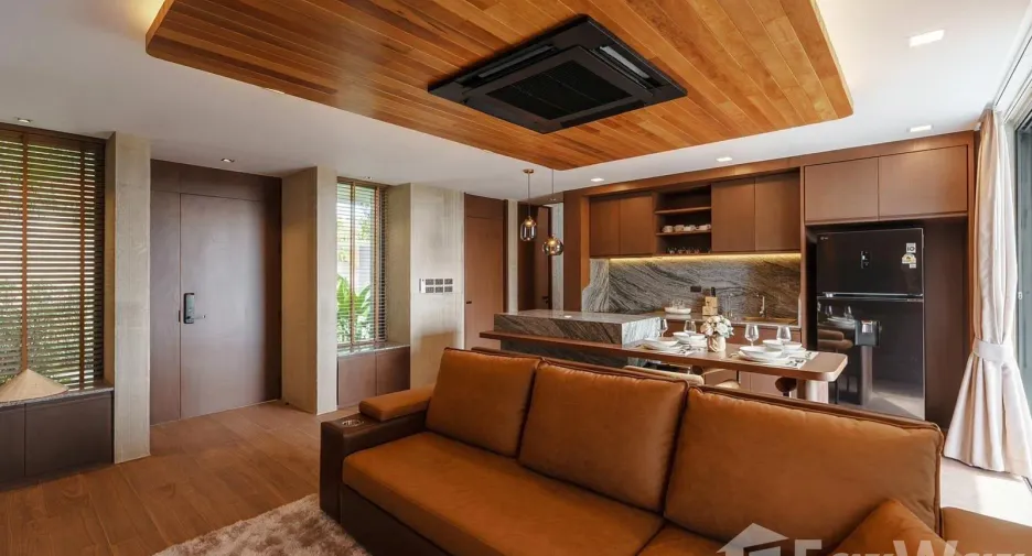 For rent and for sale 4 bedrooms villa in Thalang, Phuket