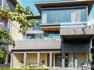 Villa en alquiler y en venta de 4 habitaciones en Thalang, Phuket
