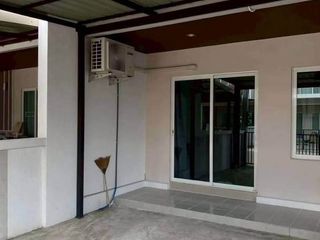 Casa adosada en alquiler de 3 habitaciones en San Sai, Chiang Mai