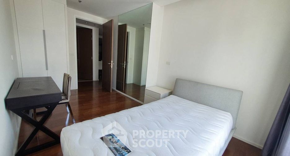 À vendre 2 chambres condo à Watthana, Bangkok