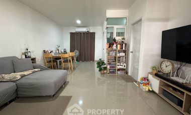 出售 4 卧室 联排别墅 在 Bang Phli, Samut Prakan