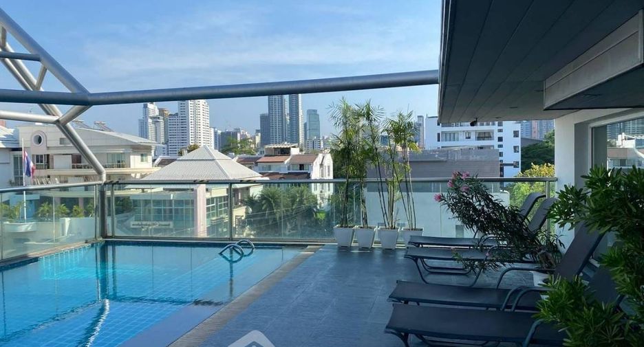 For sale 1 bed condo in Watthana, Bangkok