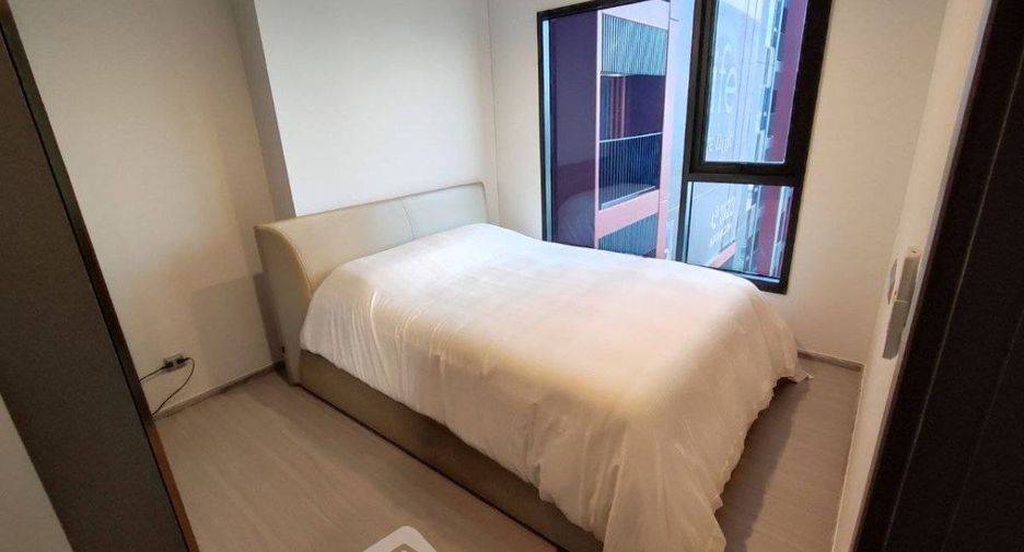 For sale 1 bed condo in Huai Khwang, Bangkok
