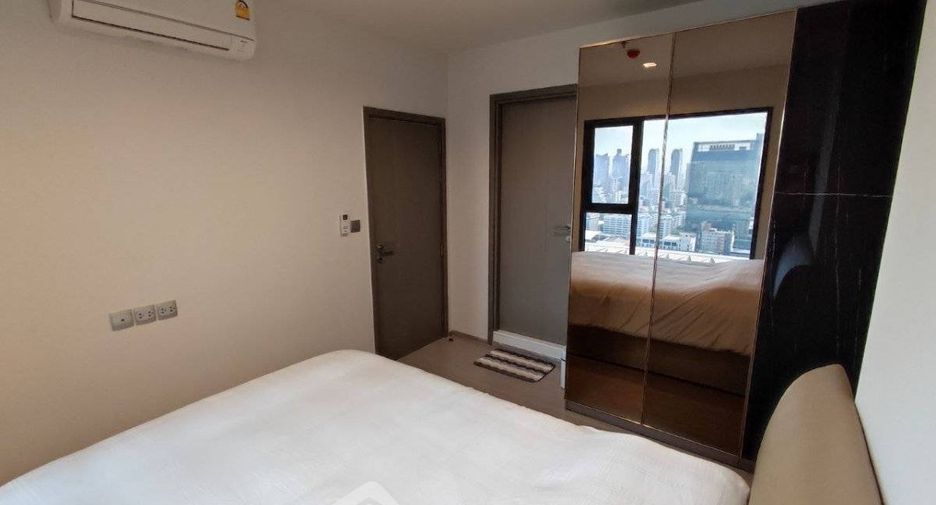 For sale 1 bed condo in Huai Khwang, Bangkok