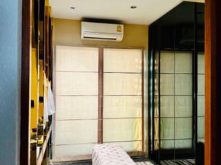 Reihenhaus zum Kauf mit 3 Zimmer in Lat Phrao, Bangkok