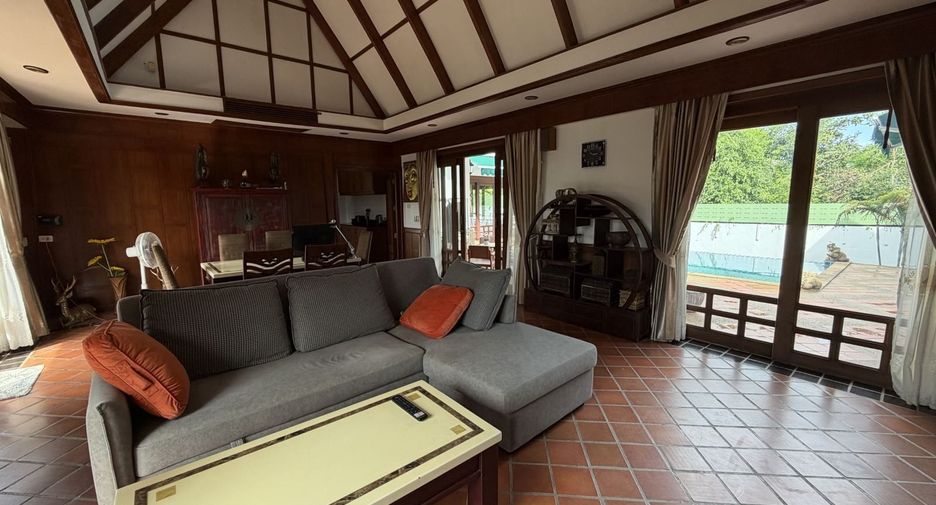 For rent 3 ベッドルーム villa in Mueang Phuket, Phuket