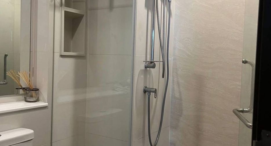 À louer et à vendre 1 chambre condo à Chatuchak, Bangkok