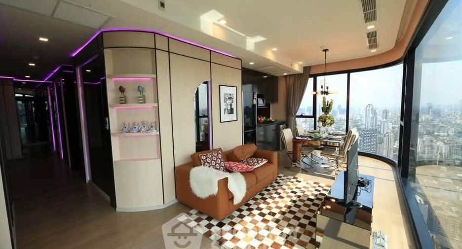Condo en alquiler de 3 habitaciones en Khlong Toei, Bangkok