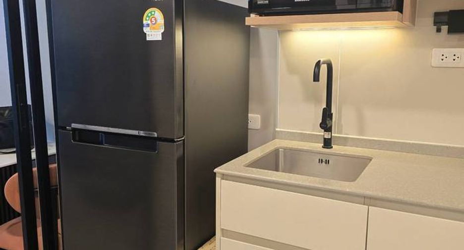 Condo en alquiler de 1 habitaciones en Khlong Toei, Bangkok