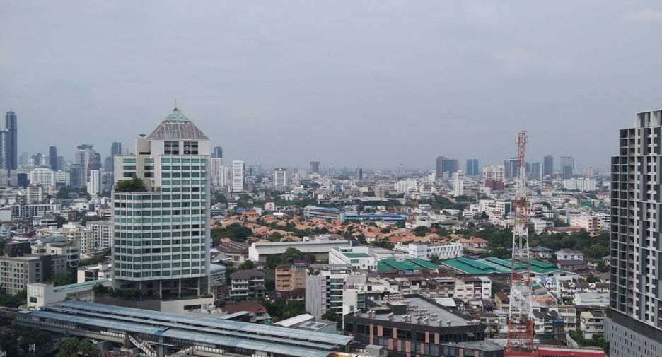 Wohnung zum Kauf mit 1 Zimmer in Khlong Toei, Bangkok