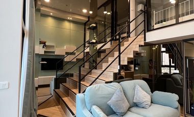 À vendre 1 chambre condo à Huai Khwang, Bangkok