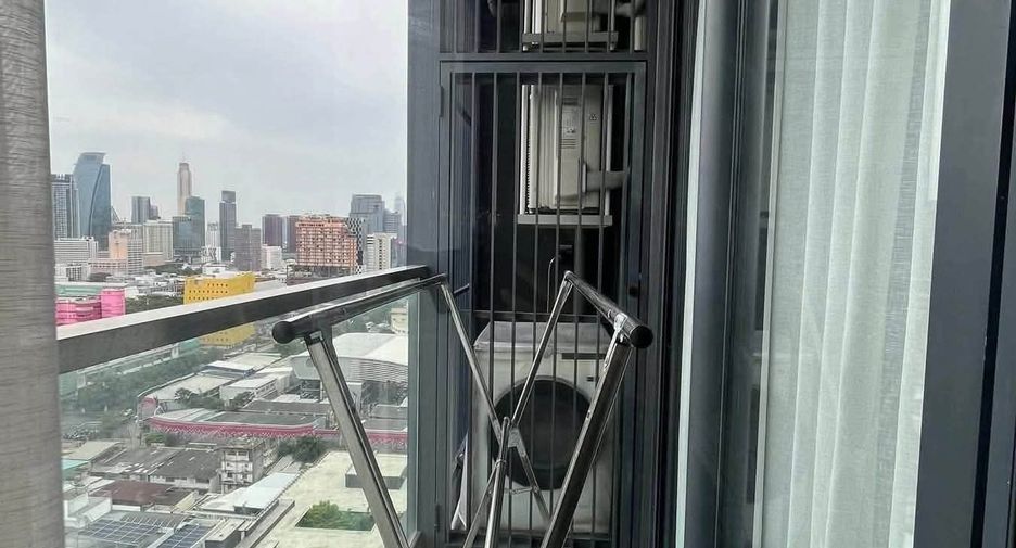 Condo en alquiler de 1 habitaciones en Pathum Wan, Bangkok