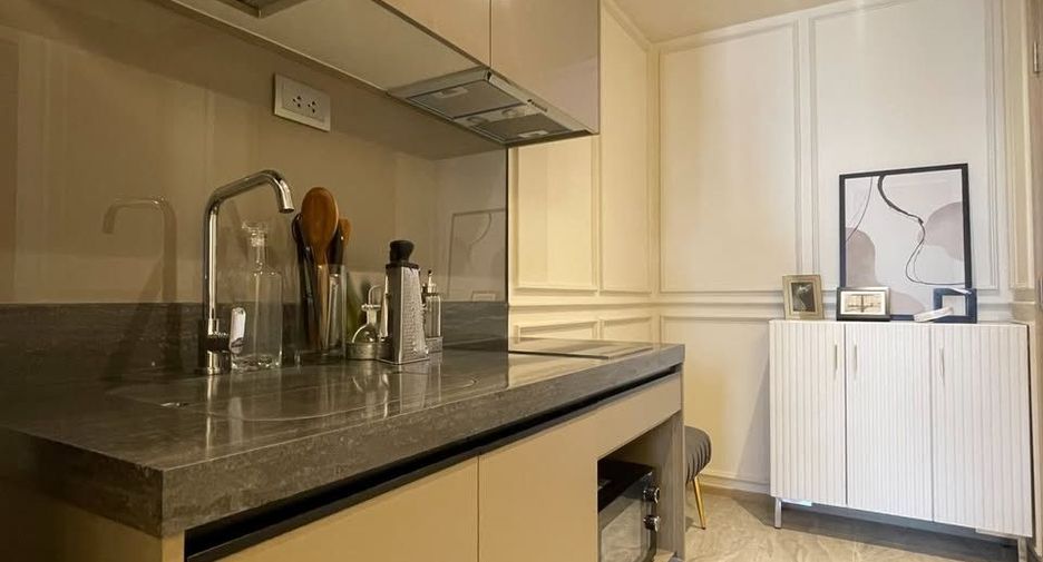 For rent 1 bed condo in Khlong Toei, Bangkok