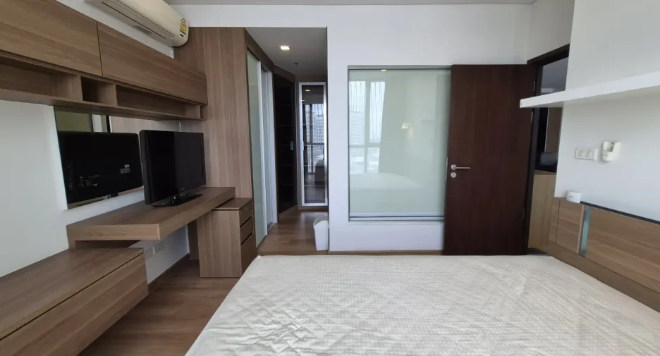 Condo en alquiler de 1 habitaciones en Khlong Toei, Bangkok