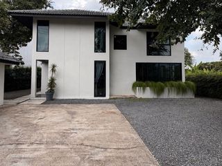 À vendre 4 chambres maison à Mueang Chiang Mai, Chiang Mai