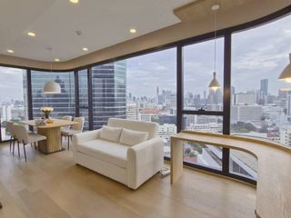 For rent 2 bedrooms condo in Bang Rak, Bangkok