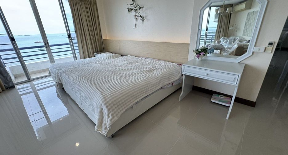 Condo en alquiler de 3 habitaciones en Si Racha, Chonburi