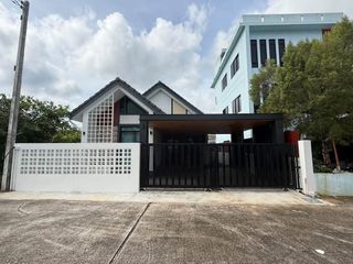 出租 3 卧室 独立屋 在 塔朗, 普吉
