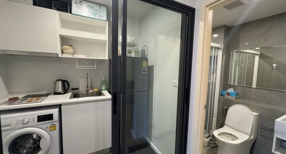 Condo en alquiler de 1 habitaciones en Phra Khanong, Bangkok