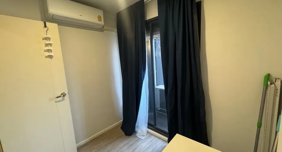 Condo en alquiler de 1 habitaciones en Phra Khanong, Bangkok