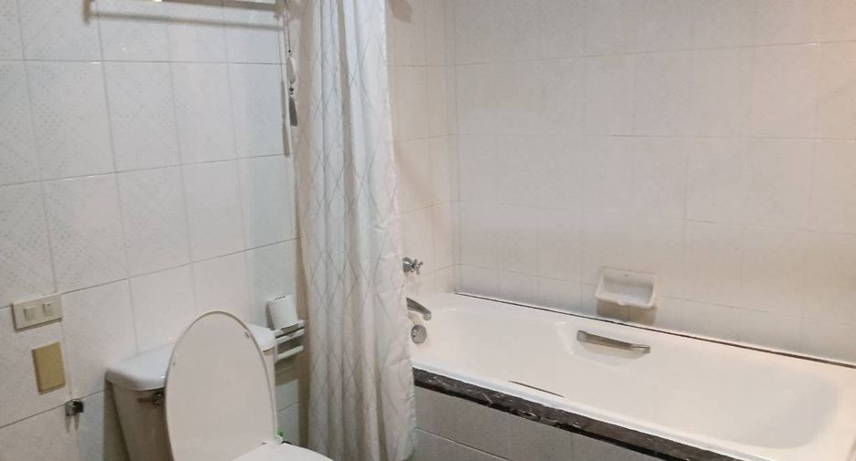 Condo en venta y en alquiler de 1 habitaciones en Khlong San, Bangkok