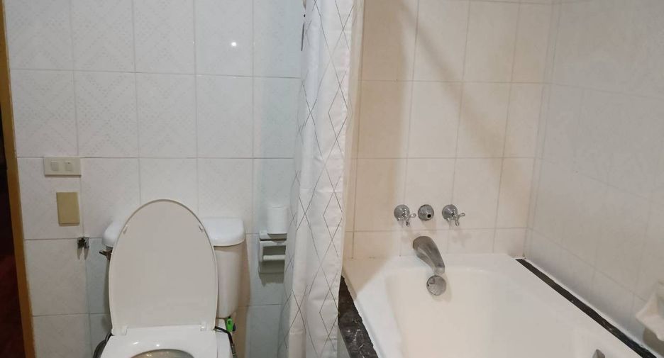 Condo en venta y en alquiler de 1 habitaciones en Khlong San, Bangkok