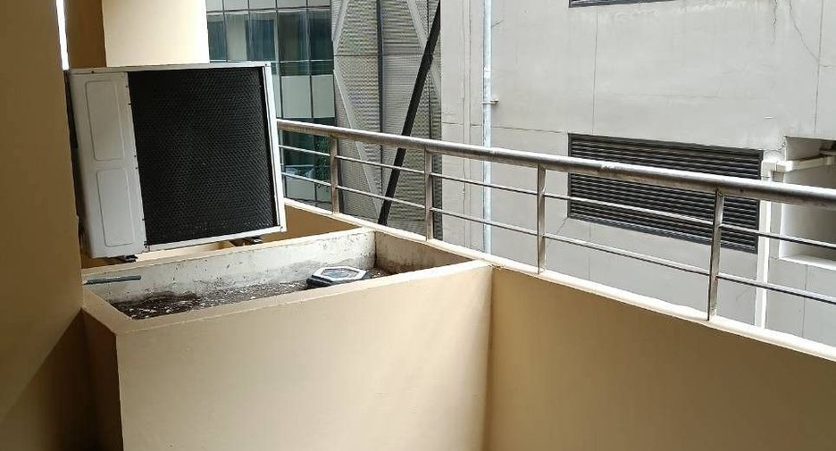 Condo en venta y en alquiler de 1 habitaciones en Khlong San, Bangkok