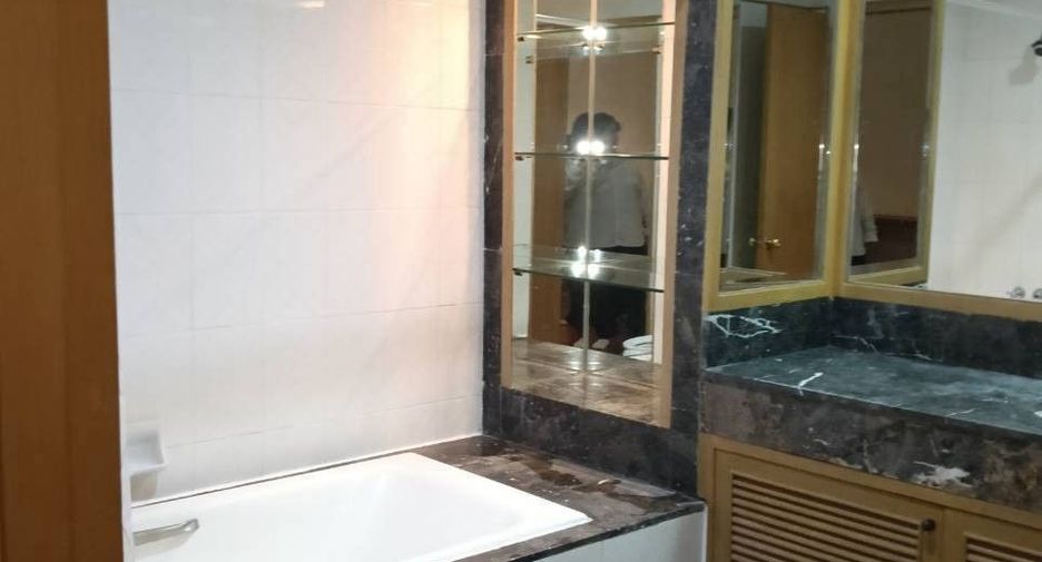 Condo en venta y en alquiler de 1 habitaciones en Khlong San, Bangkok