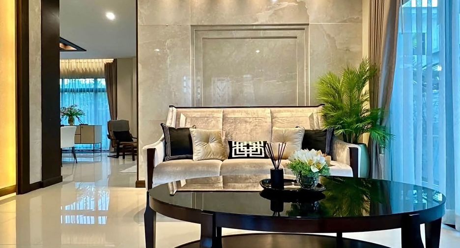 À louer et à vendre 5 chambres villa à Lat Krabang, Bangkok