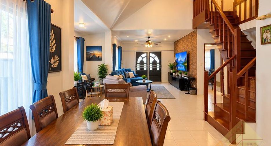 For sale 3 bedrooms townhouse in Bang Lamung, Chonburi