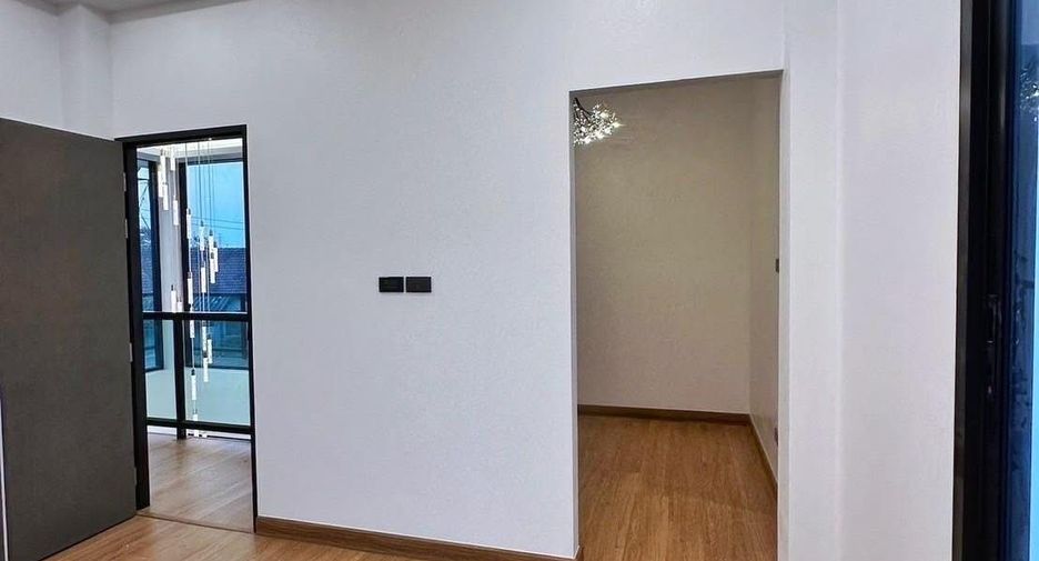 For sale 3 bedrooms house in San Sai, Chiang Mai