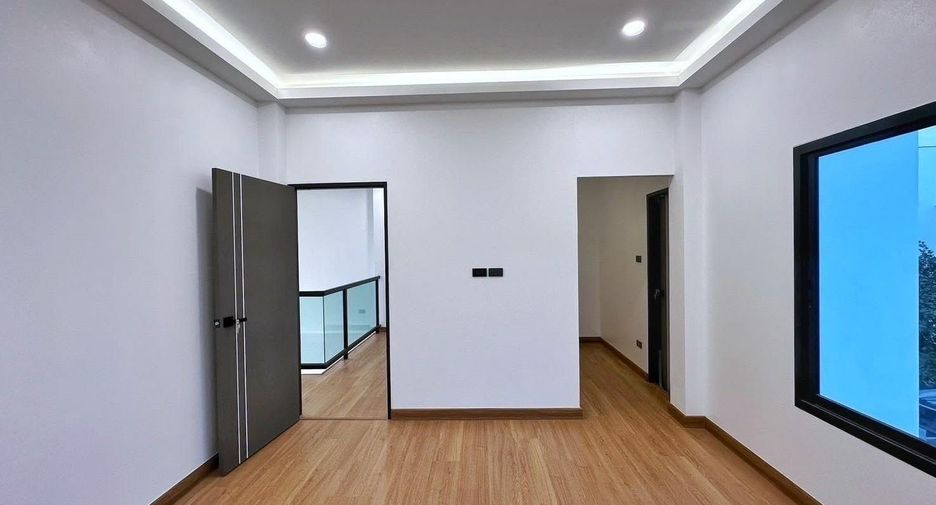 For sale 3 bedrooms house in San Sai, Chiang Mai