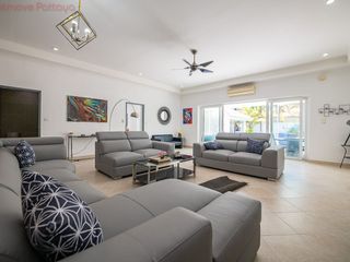 For rent 12 ベッドルーム house in Bang Lamung, Chonburi