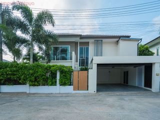 出售 3 卧室 独立屋 在 Bang Lamung, Chon Buri