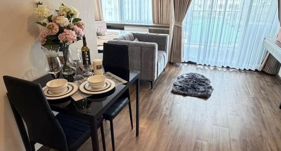 For sale studio condo in Bangkok Noi, Bangkok