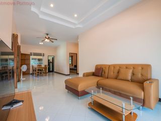 Casa en alquiler de 3 habitaciones en Bang Lamung, Chonburi